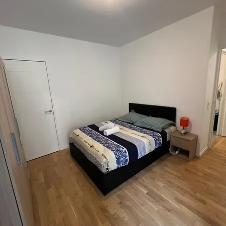 Apartment T3 De Standing Paris Clichy