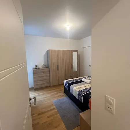 Apartment T3 De Standing Paris
